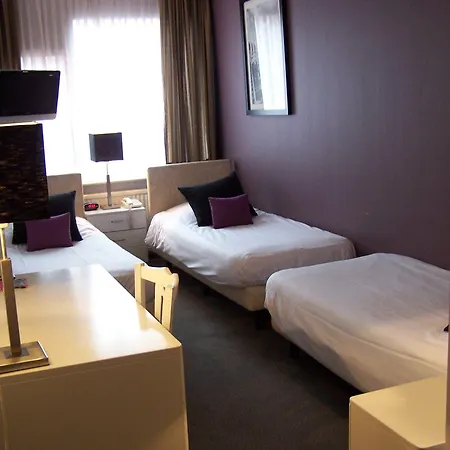 Otel De Keizerskroon Hoorn (North Holland)