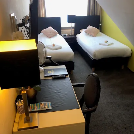 De Keizerskroon Hotel Hoorn (North Holland)