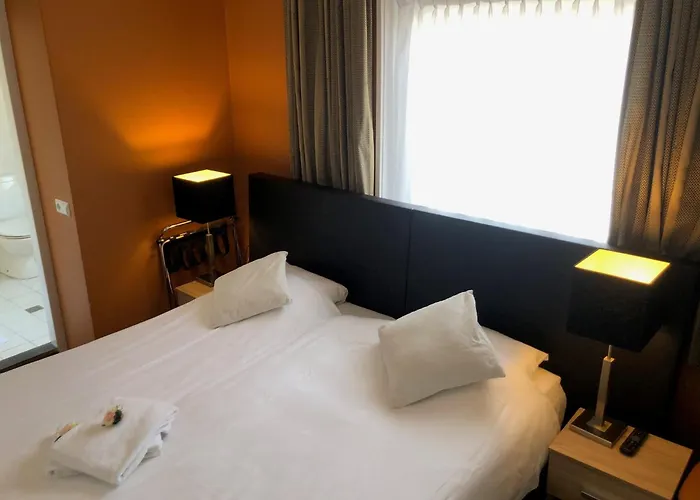 De Keizerskroon Hotel 3*