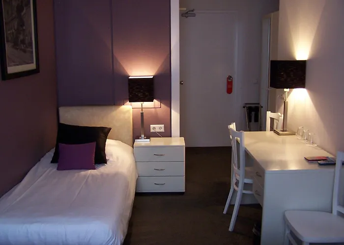 Hotel De Keizerskroon Hoorn (North Holland)