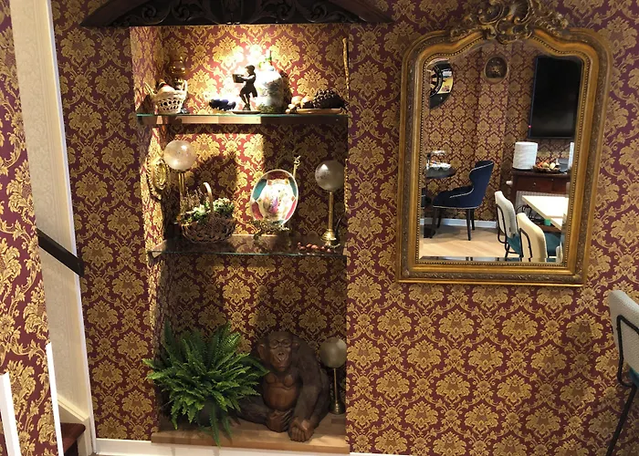 Hotel De Keizerskroon Hoorn (North Holland)