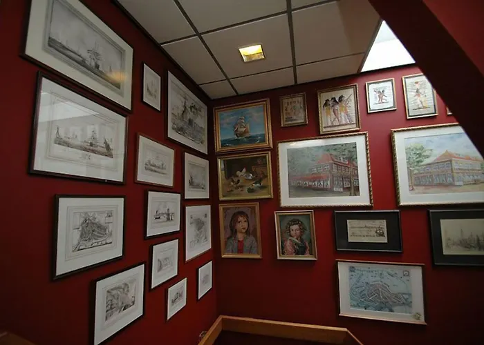 De Keizerskroon 3* Hoorn (North Holland)