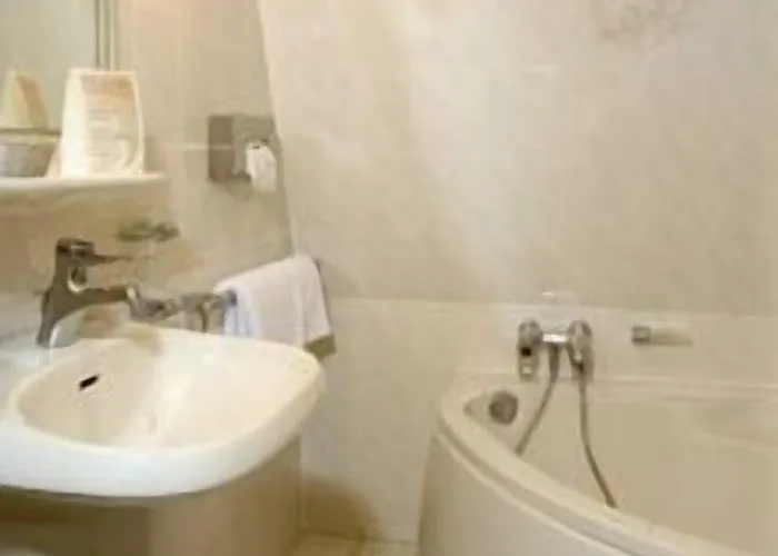 Hotel De Keizerskroon 3*