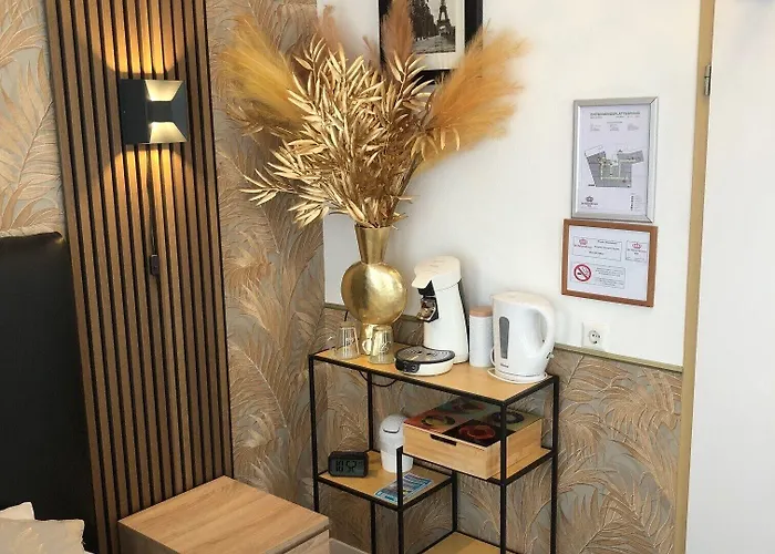 De Keizerskroon Hotel