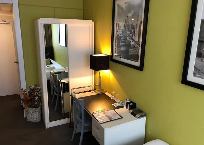 Hotel De Keizerskroon 3*