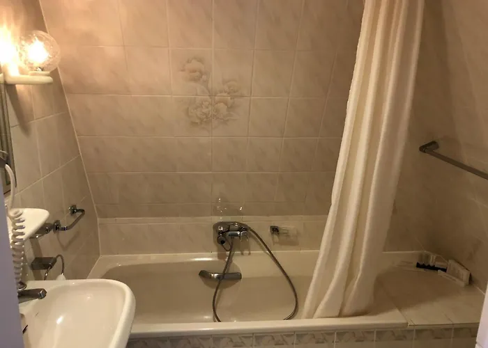 De Keizerskroon Hotel Hoorn (North Holland)